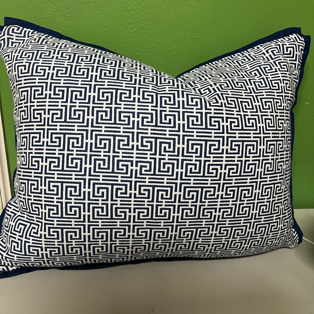 1 pillow case greek key